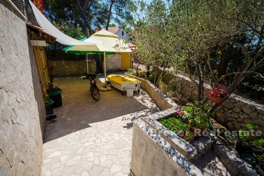 kuća u drugom redu do mora - slika 3