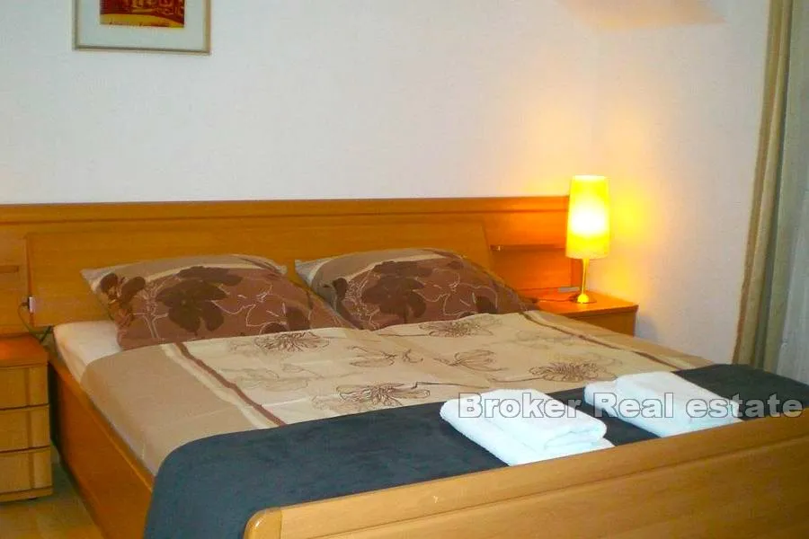 novija kuća s pogledom na more - slika 18
