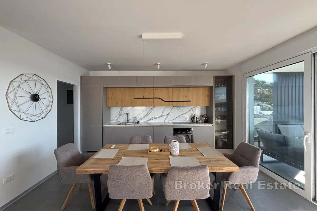 moderan penthouse s krovnom terasom i panoramskim pogledom na more - slika 5