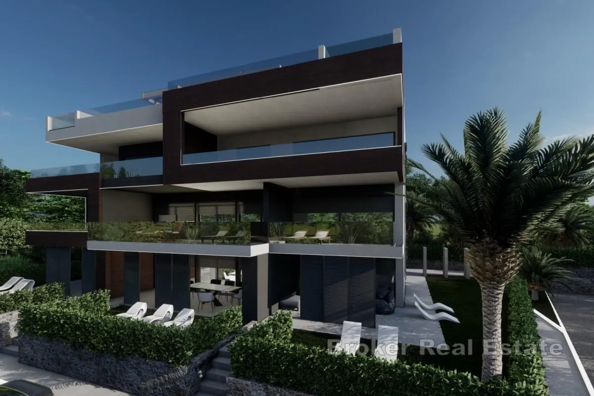 penthouse s bazenom i krovnom terasom blizu mora - slika 4