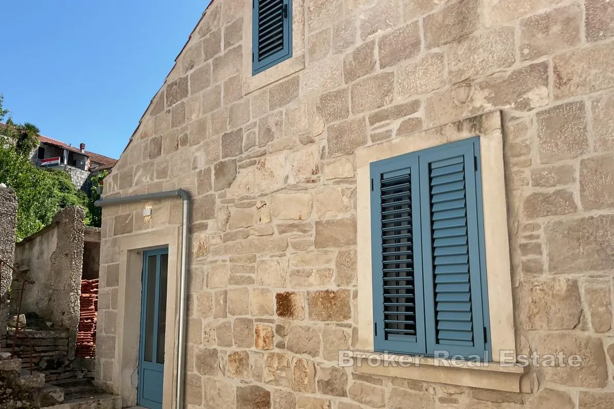 Komforan stan u kamenoj kući - Korčula