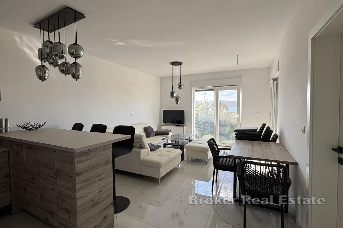 izvanredan penthouse stan s krovnom terasom i otvorenim pogledom na more - slika 6
