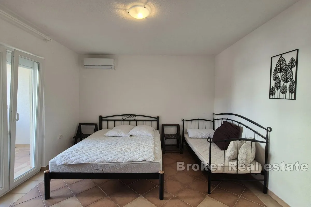 apartmanska kuća s pogledom na more - slika 11
