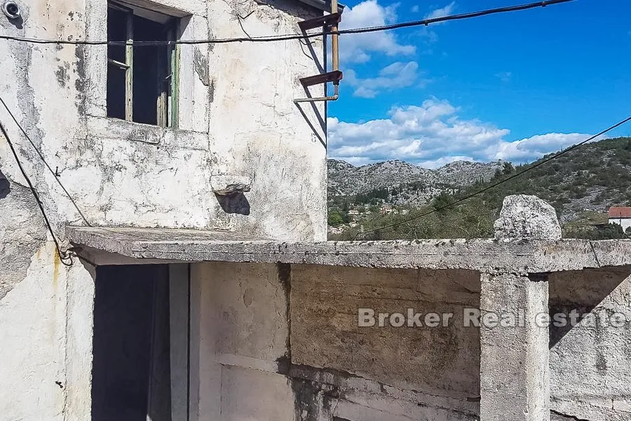 dvojna ruševna kamena kuća, na prodaju - slika 2