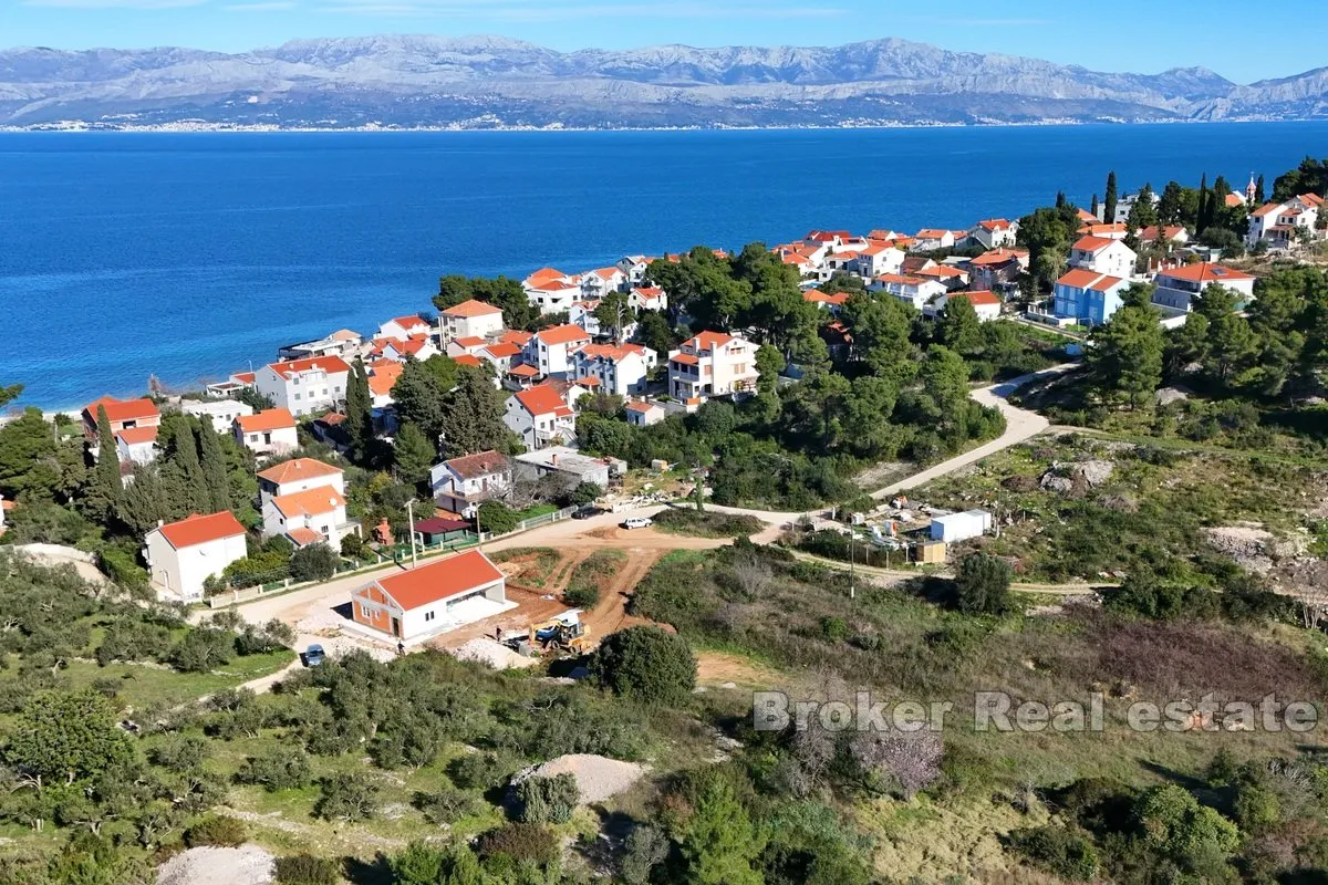 Građevinsko zemljište na mirnoj lokaciji blizu mora - Brač, Brač