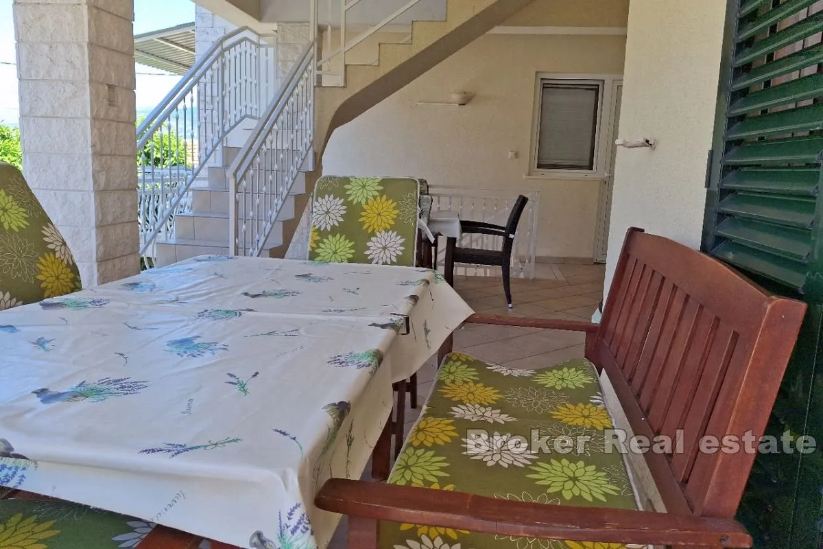 apartmanska kuća s otvorenim pogledom na more - slika 4
