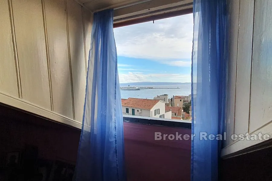 trosoban apartman u centru splita - slika 2