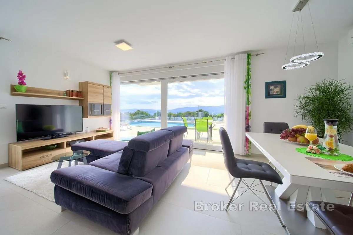 vila s četiri apartmana i otvorenim pogledom na more - slika 5