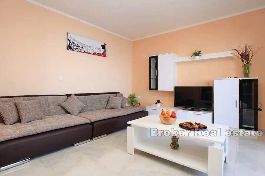 apartmanska kuća prvi red do mora - slika 15