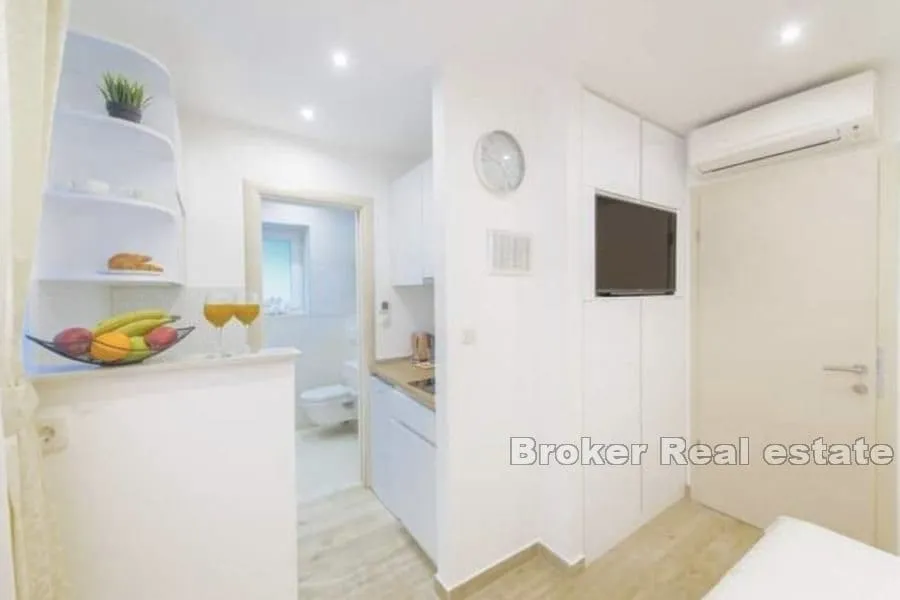 bačvice, apartman na jedinstvenoj lokaciji - slika 4