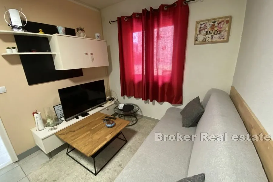 apartmanska kuća prvi red do mora - slika 6