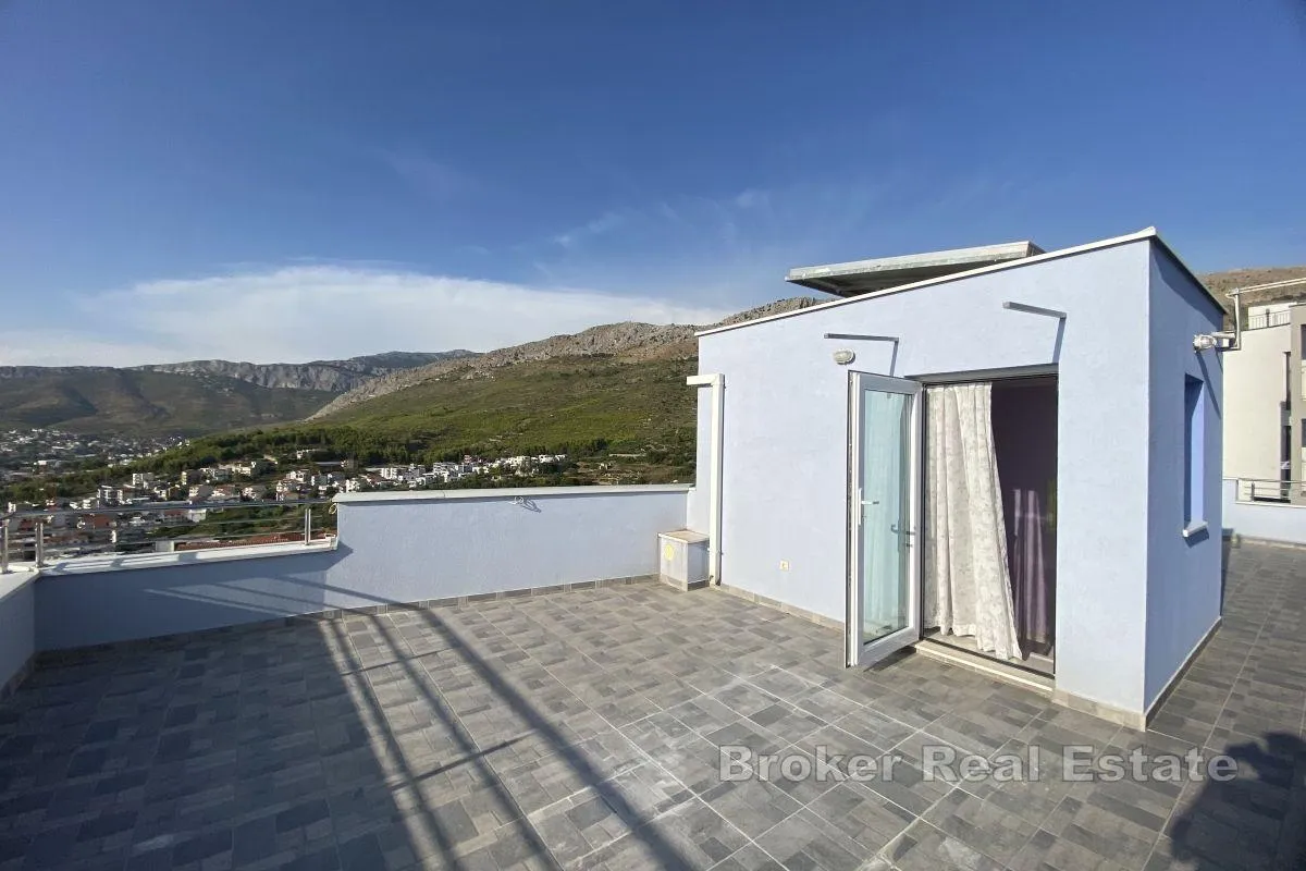 samostojeća kuća s panoramskim pogledom na more - slika 12