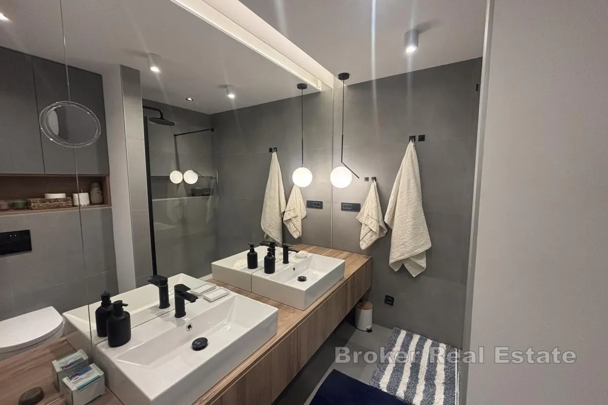 moderan dvosoban stan - slika 11