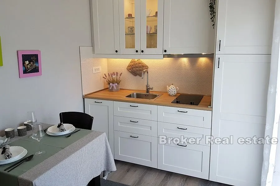 apartmanska kuća s pogledom na more - slika 5