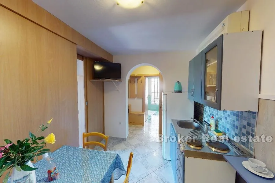 apartmanska kuća s pogledom na more - slika 12