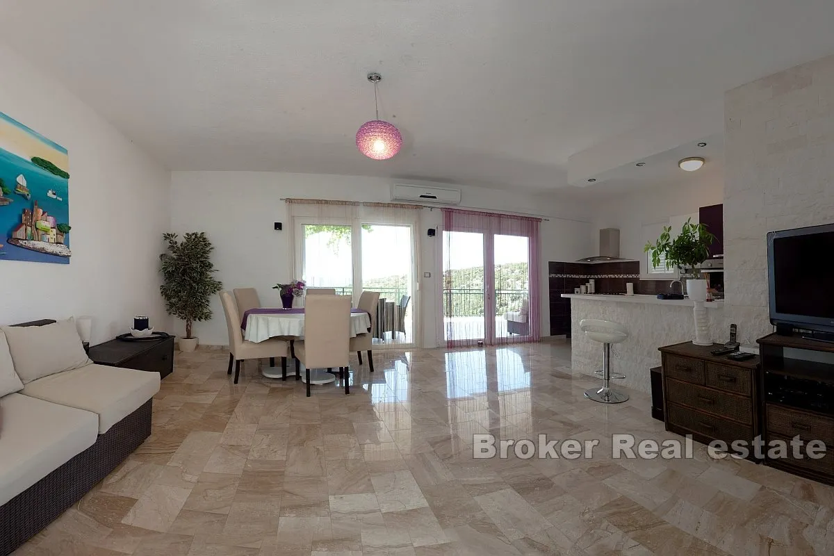 apartmanska kuća drugi red od mora s otvorenim pogledom na more - slika 12