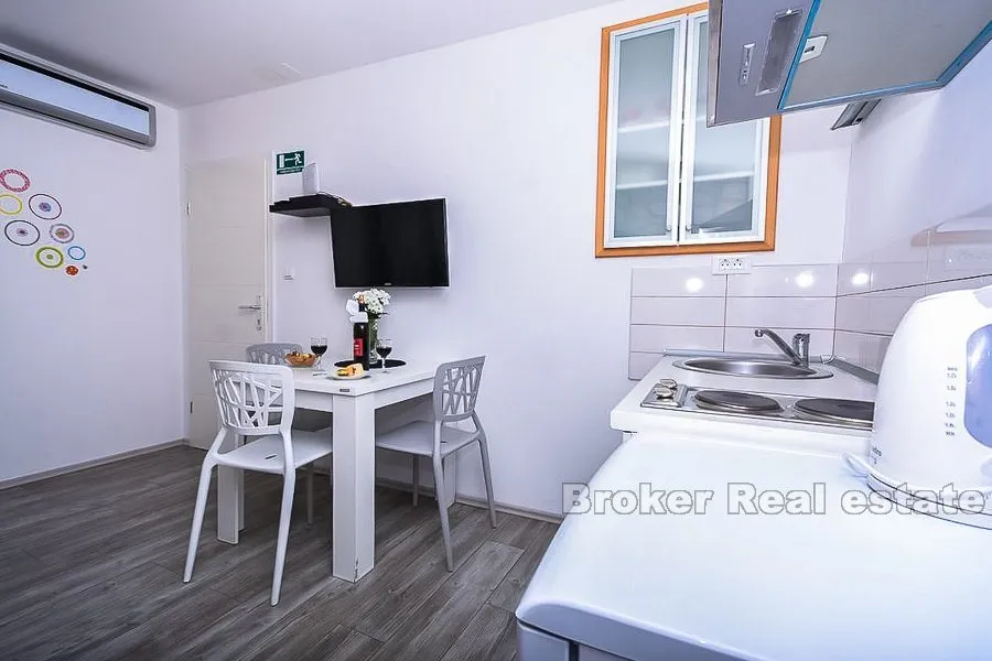 renovirana kamena kuća, na prodaju - slika 12