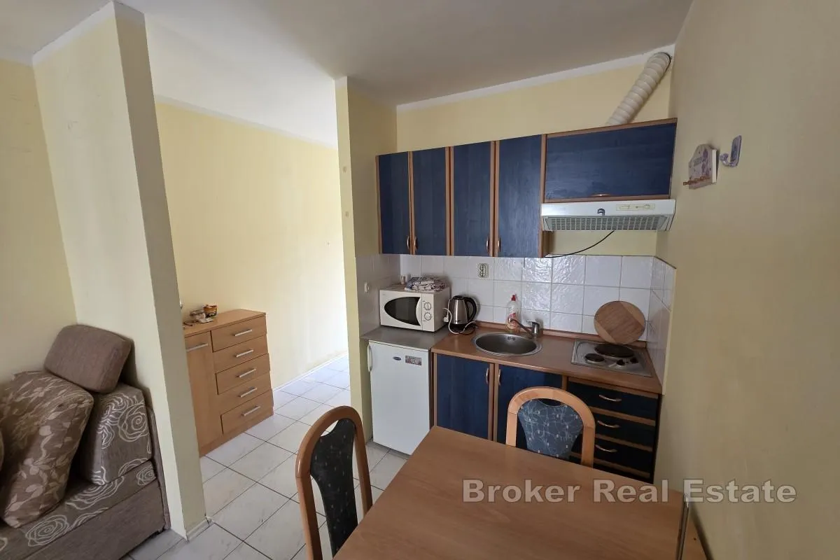 studio apartman u nečujmu 100m od mora - slika 3