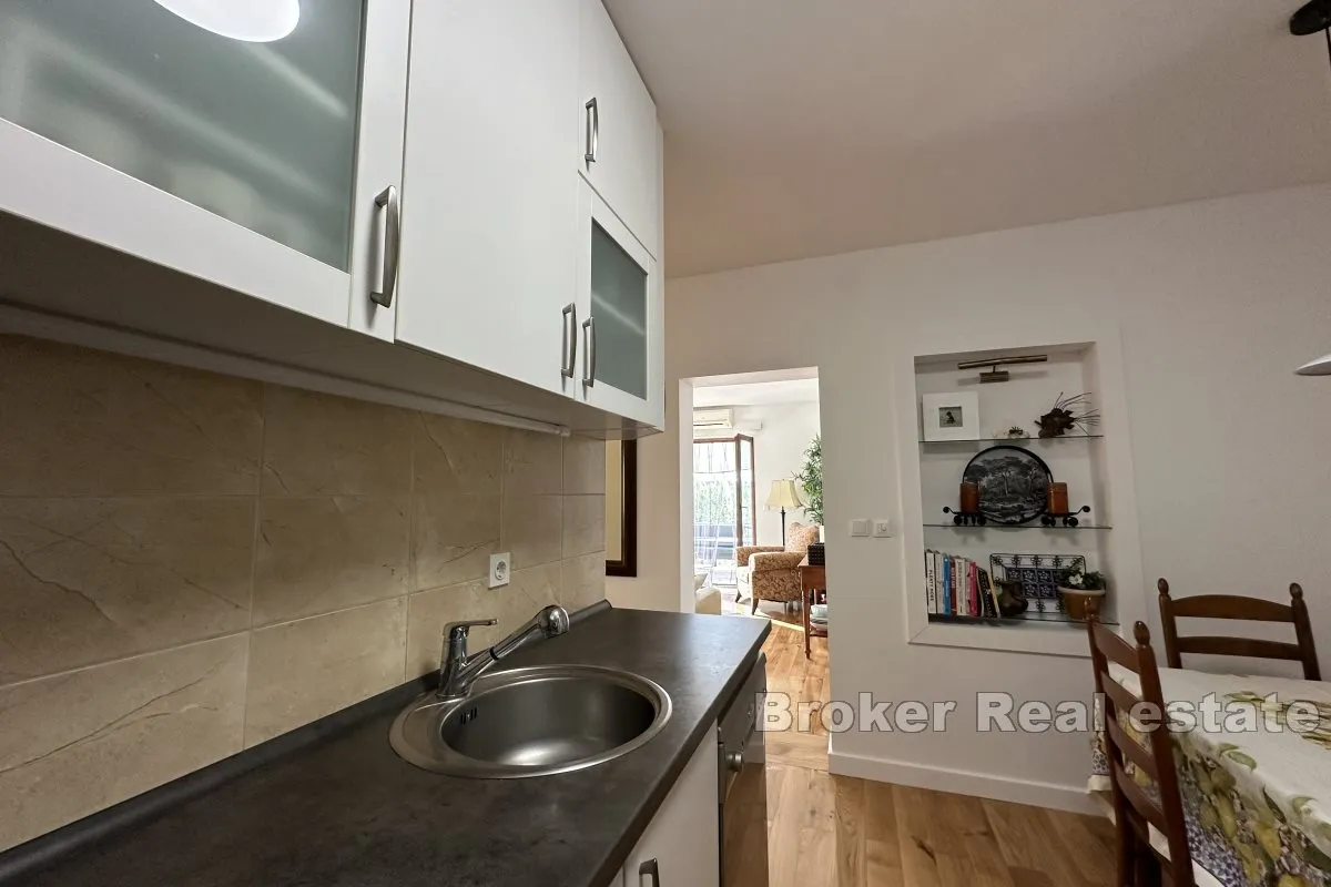 jednosoban apartman s pogledom na more - slika 8