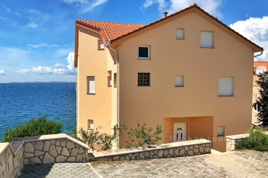 krasna kuća pokraj primoštena - slika 2