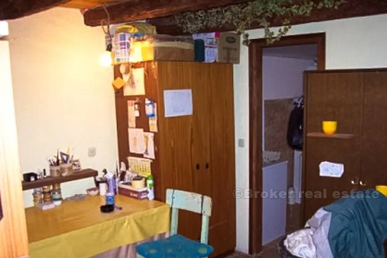 kuća na 3 etaže, na prodaju - slika 4