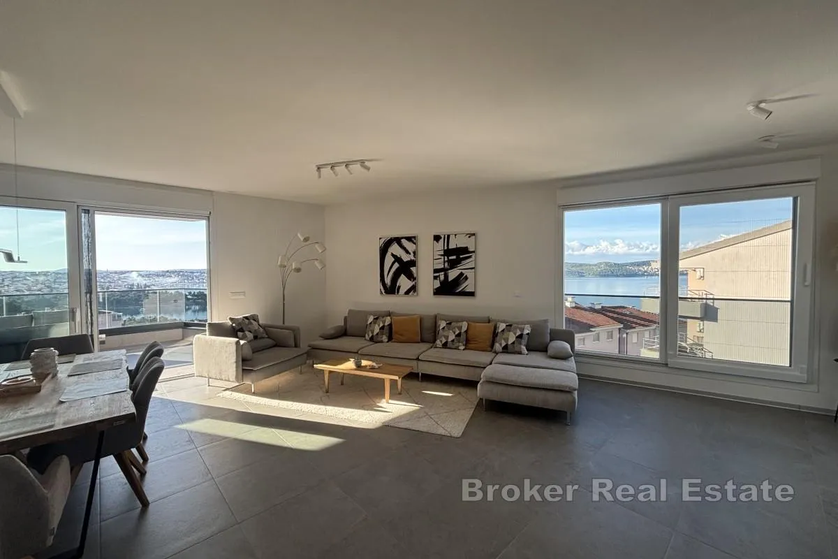 moderan penthouse s krovnom terasom i panoramskim pogledom na more - slika 3