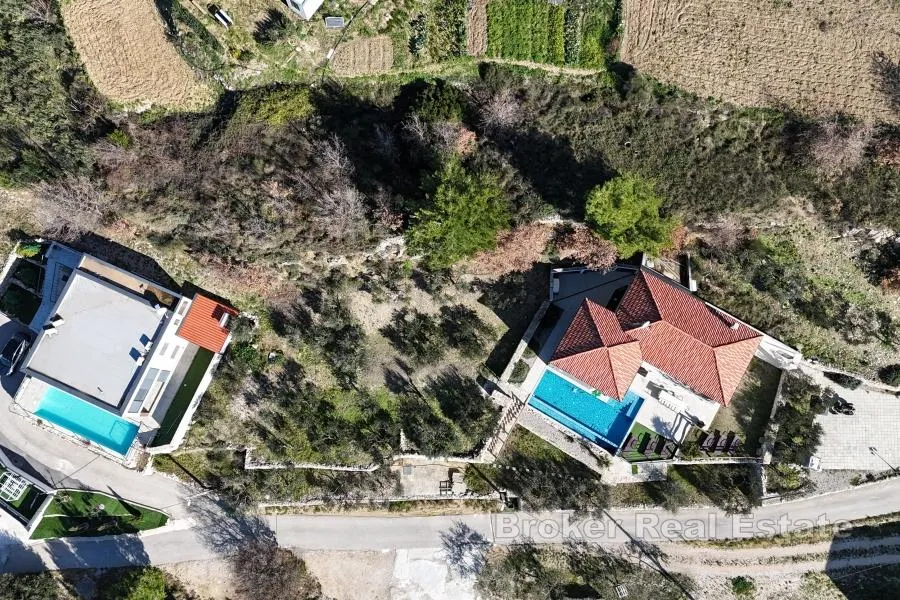 dvije atraktivne vile panoramskim pogledom na more - slika 20