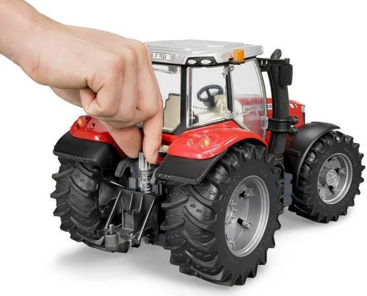 bruder traktor massey ferguson 7624 - slika 2