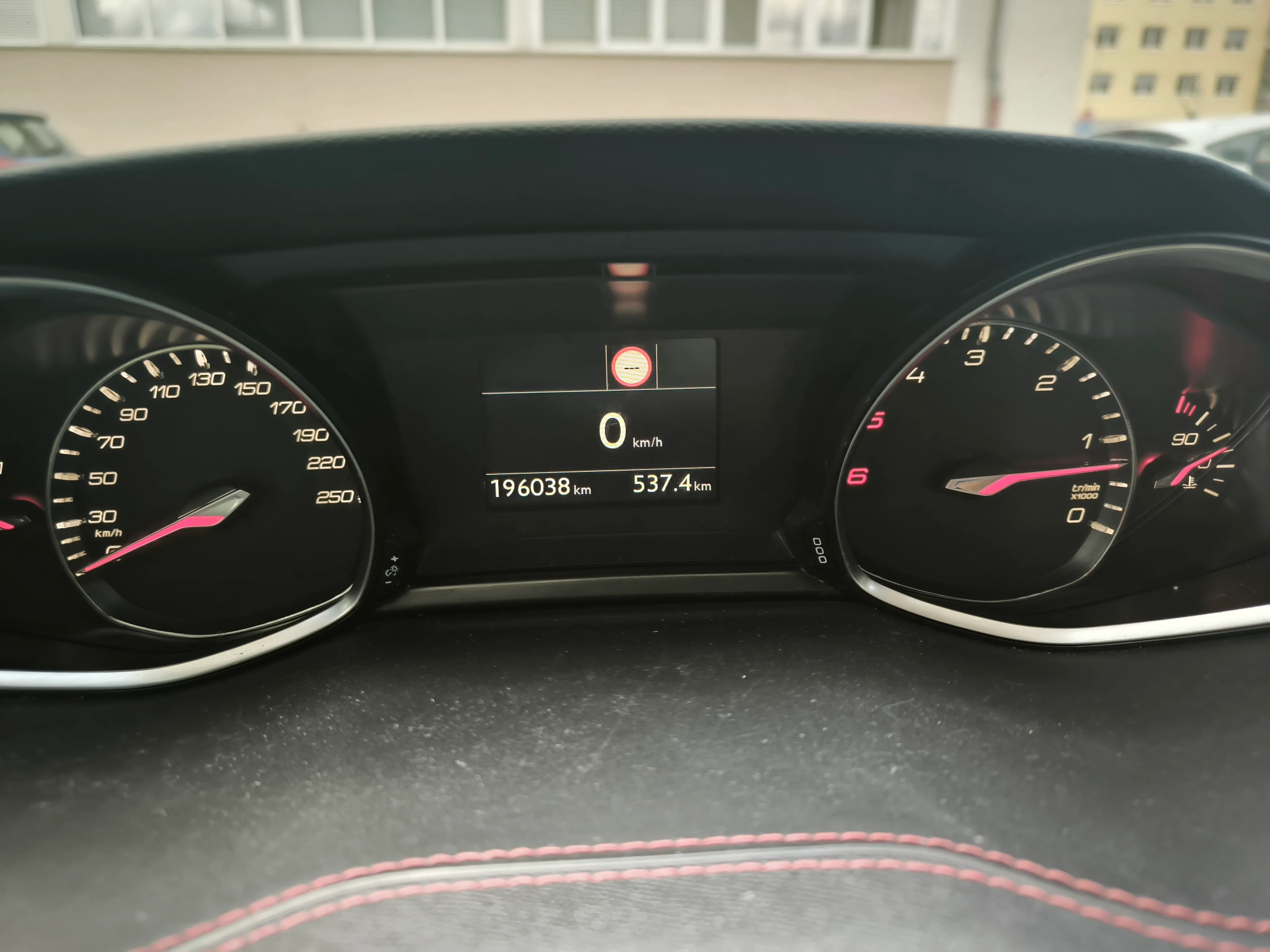 peugeot 308 sw 1,5 hdi, gt line,panorama, veliki servis, ekstra stanje - slika 29