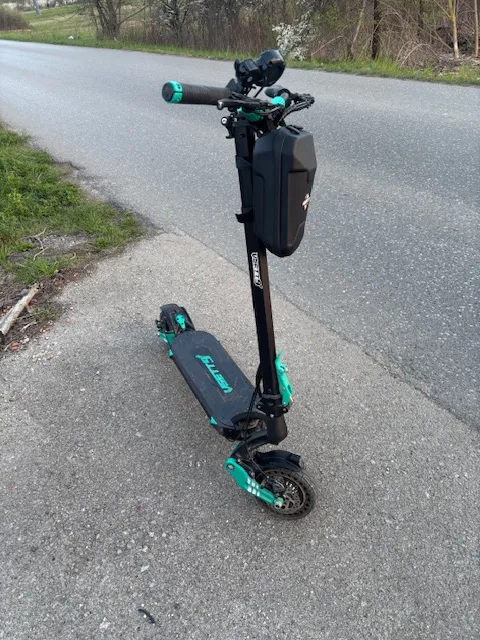 romobil vsett 9+, dvije baterije, kao nov, 900 eur - slika 3