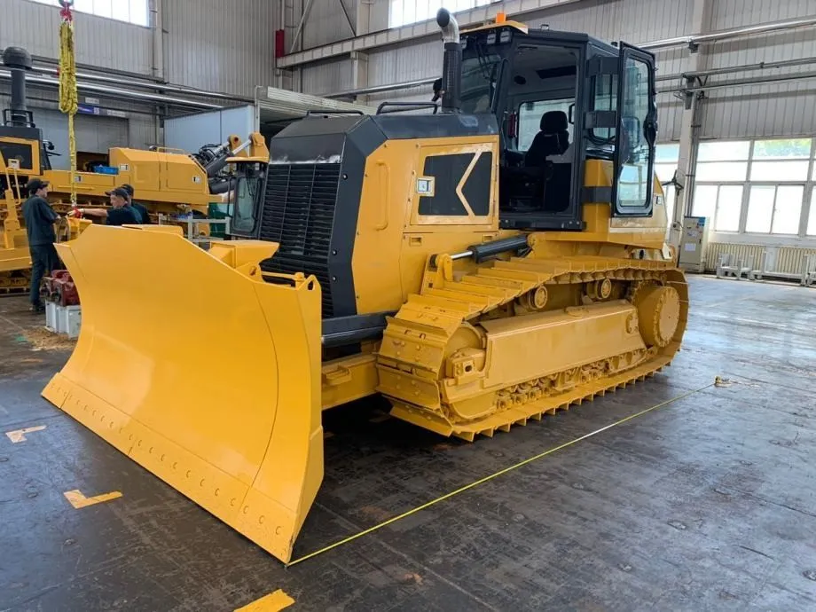 novi buldozer 17 - 20 t - slika 3