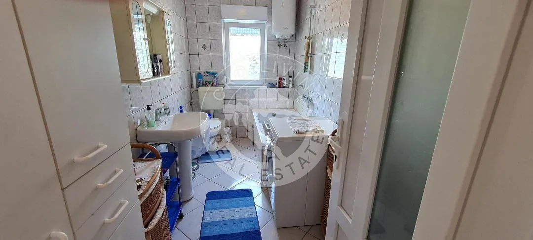 križ, bunjani,samostojeća kuća 215 m2 - slika 10