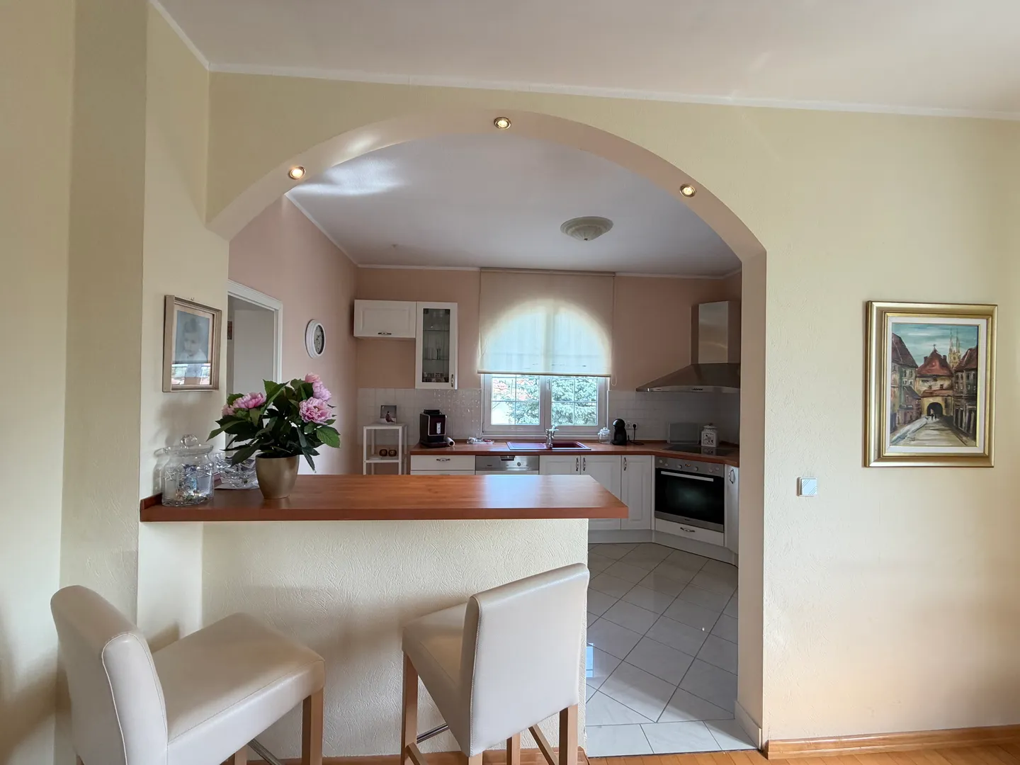 zagreb, dubrava-novoselec, kuća s dva stana 358 m2, na parceli od 911 m2 - slika 12