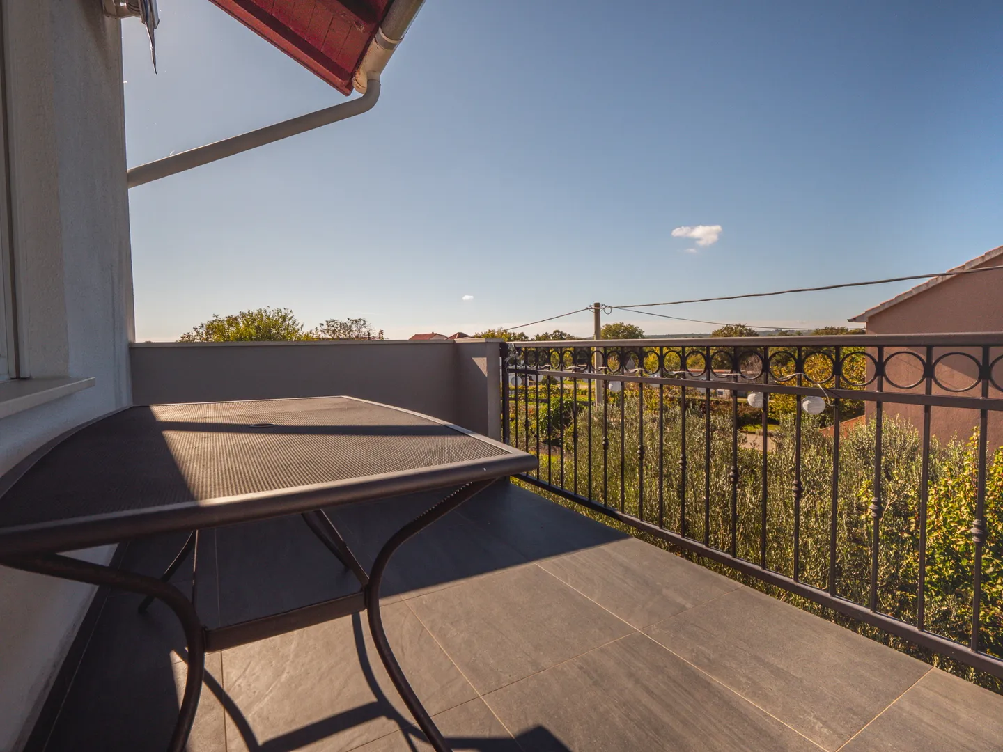hrvatska, zadar, briševo – dvojnica s velikom okućnicom i dva stana, mirna lokacija, 1.216 m² - slika 10