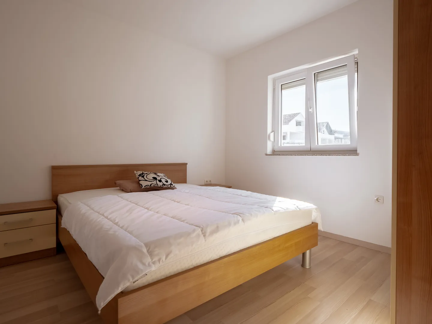 hrvatska, zadar, sveti petar na moru, apartmanska kuća u prvom redu do mora na prodaju – 3 apartmana - slika 22