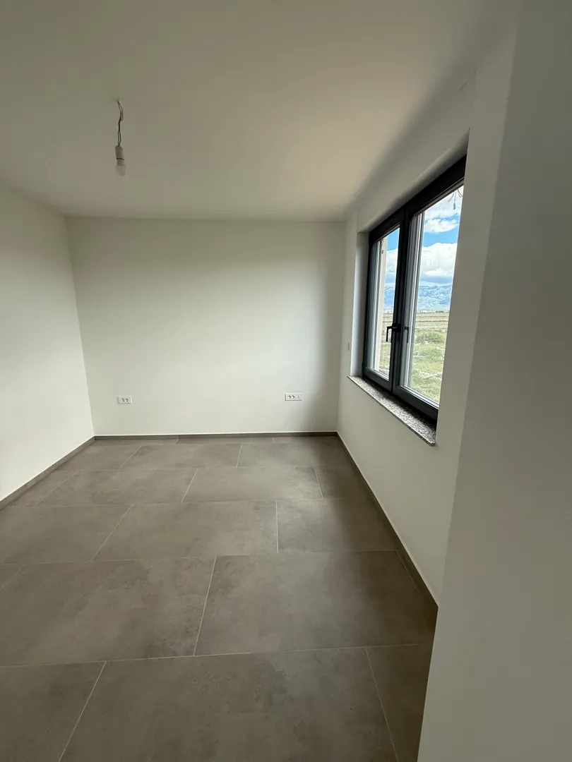 dvoetažni stan s otvorenim pogledom na more, 350 m od mora, povljana - pag - slika 14