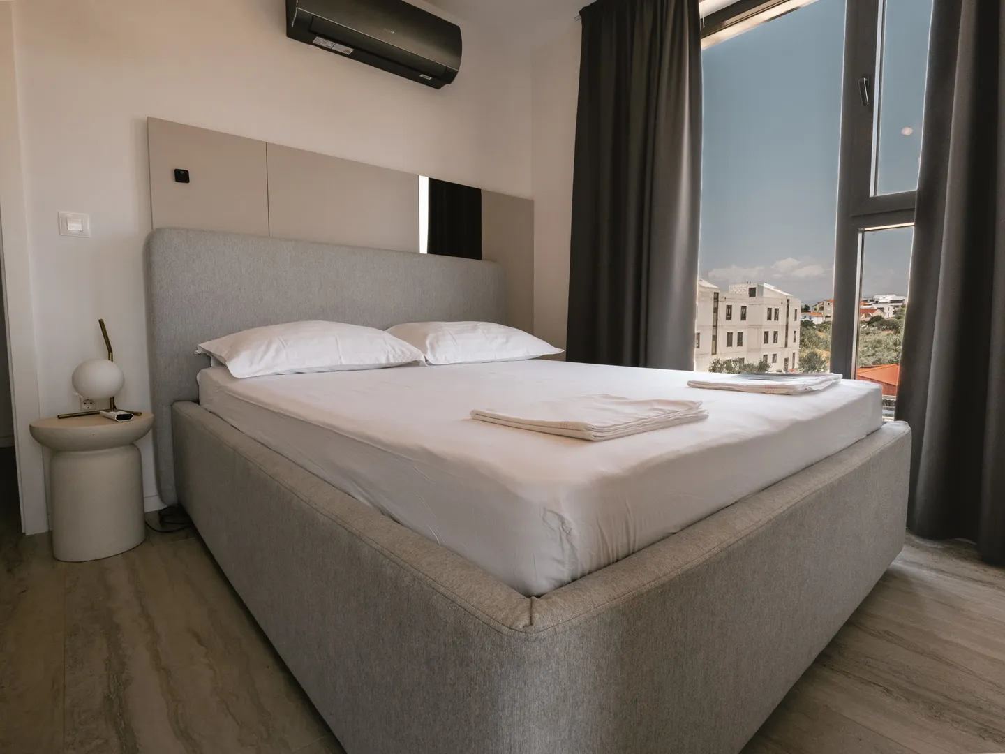 luksuzan penthouse, prvi red do mora, komplet opremljen, pag - povljana - slika 3
