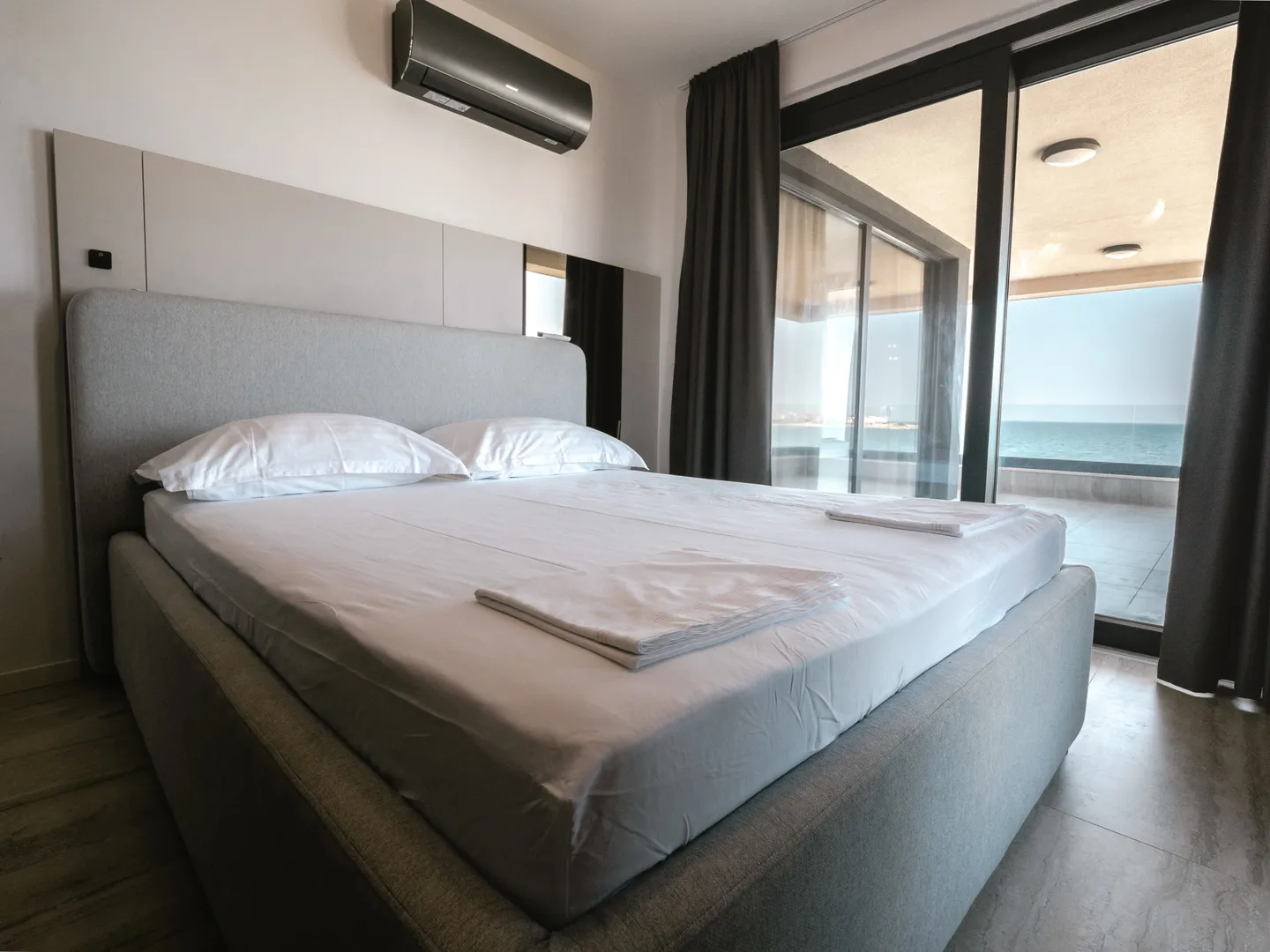 luksuzan penthouse, prvi red do mora, komplet opremljen, pag - povljana - slika 15
