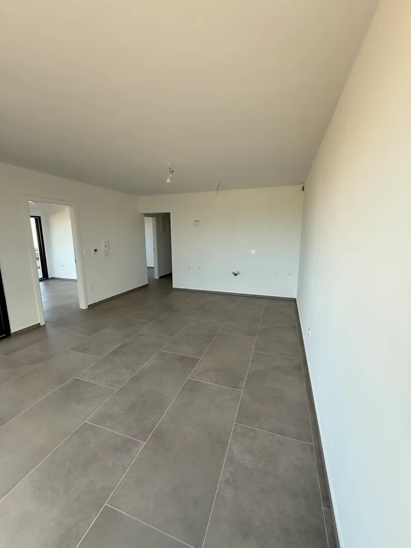 dvosobni stan s prpstranom terasom, 1. kat, 350 m od mora, povljana - pag - slika 8