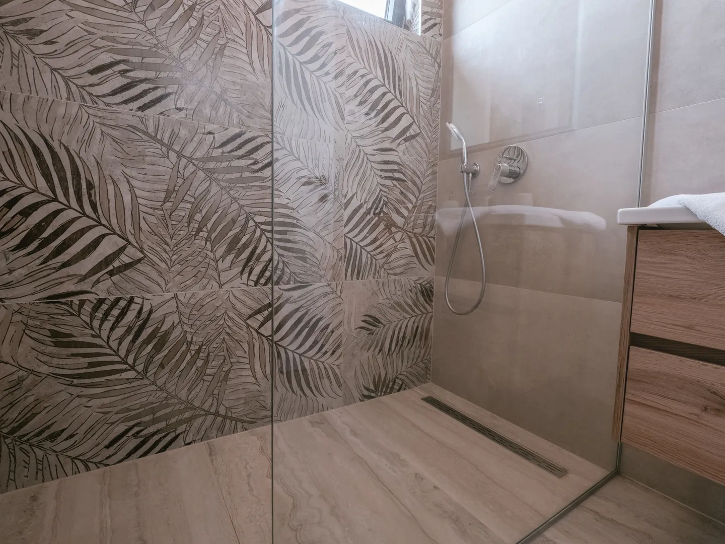 luksuzan penthouse, prvi red do mora, komplet opremljen, pag - povljana - slika 5