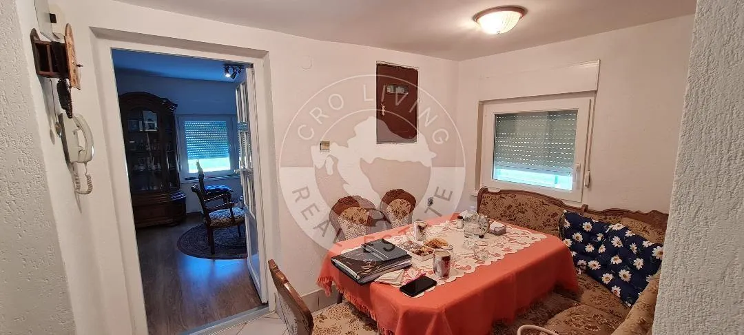 križ, bunjani,samostojeća kuća 215 m2 - slika 8