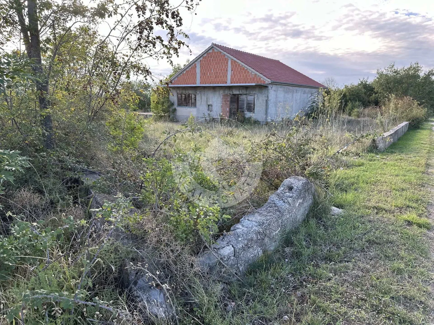 hrvatska, zemunik, zadar – 2.062 m² građevinskog zemljišta s kućom + 1.987 m² poljoprivrednog zemljišta u mirnoj zoni, 5 min od zračne luke - slika 5