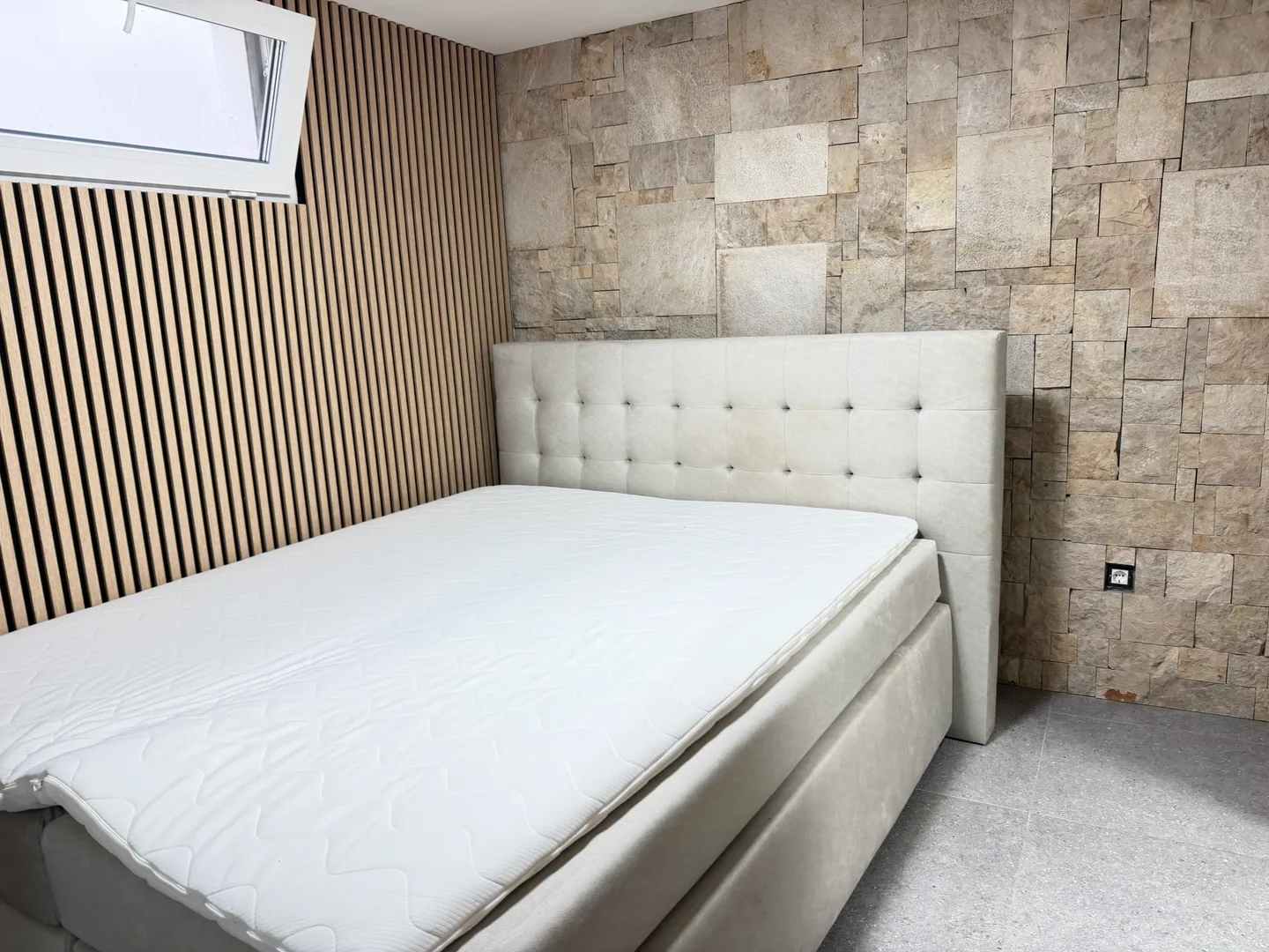 pag, povljana, stan 100 m2, prvi red i pogled na more, bazen, jacuzzi, fitness studio - slika 16