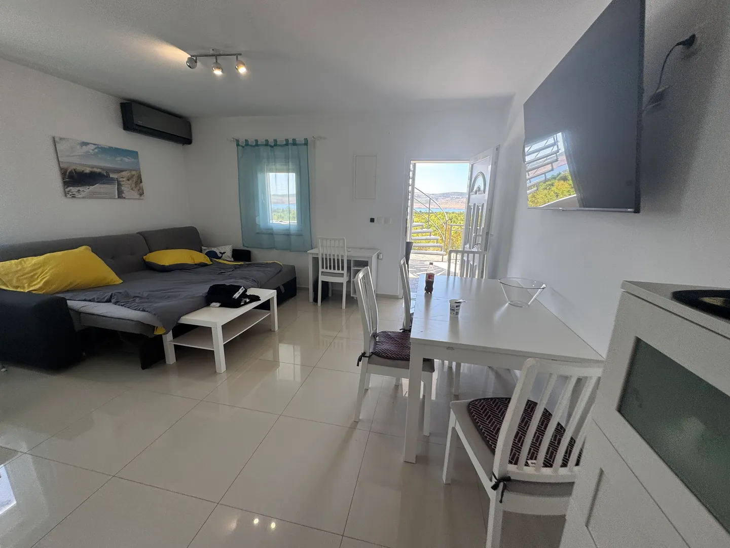 seline, kuća sa bazenom, 4 apartmana u mirnom okruženju - slika 14