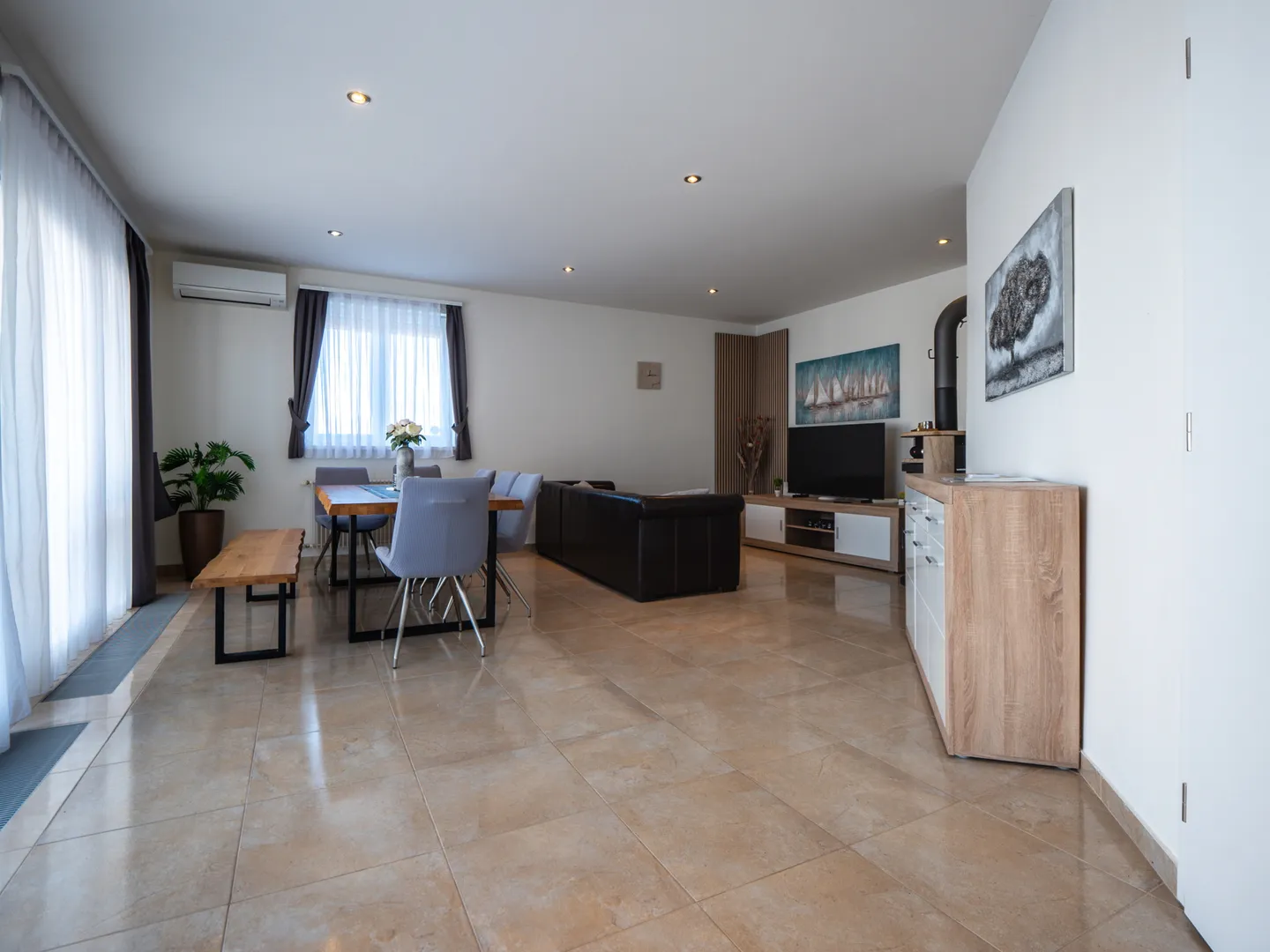 hrvatska, zadar, vrsi - prostrana moderna kuća s bazenom, kaminom i garažom, 152 m² stambena površina - slika 15