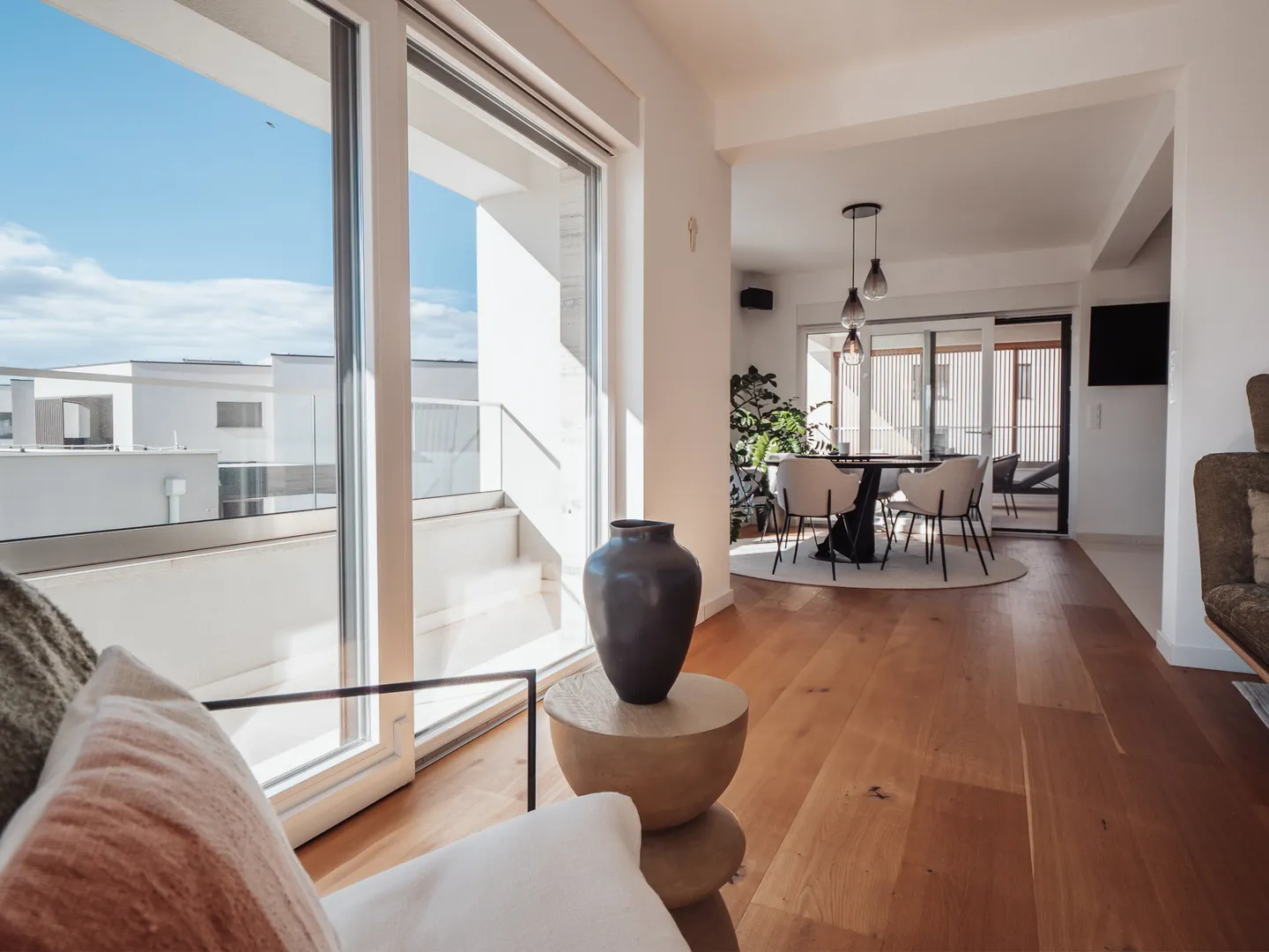 hrvatska, šibenik, vodice (tribunj) – moderan stan na 1. katu s 4 spavaće sobe, 2 terase i 3 parkirna mjesta, 137,91 m² - slika 12