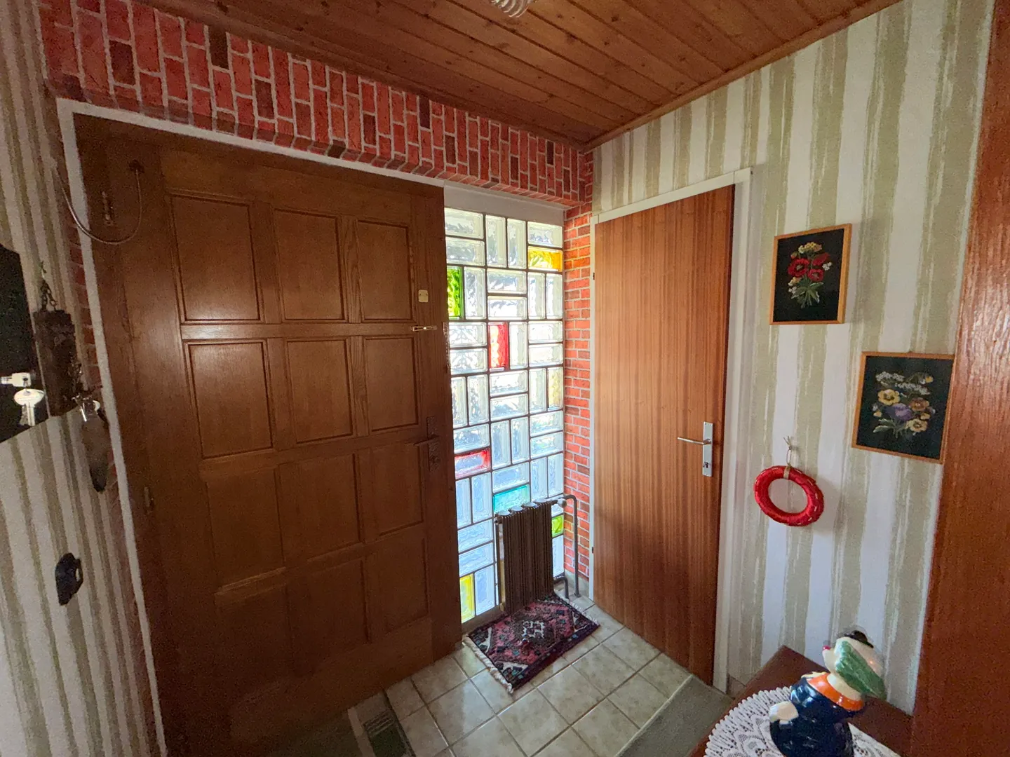kloštar ivanić - uređena prizemnica s 3 spavaće sobe, garažom i parcelom od 2.054 m2 - slika 15