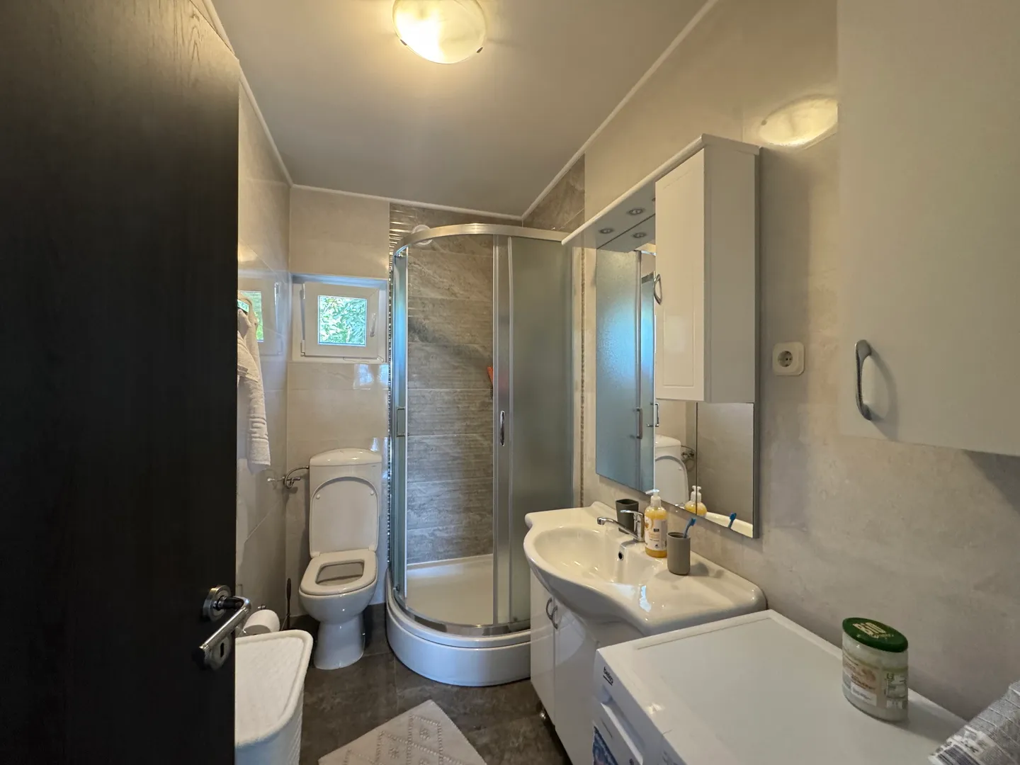 seline, kuća sa bazenom, 4 apartmana u mirnom okruženju - slika 9