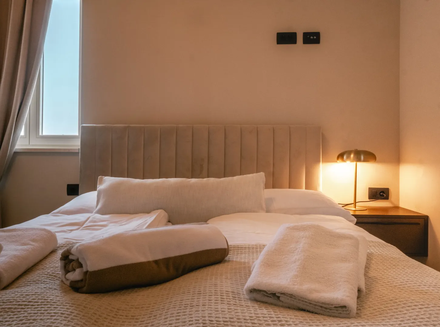 luksuzna vila s bazenom, prvi red do mora, nin - zadar - slika 33