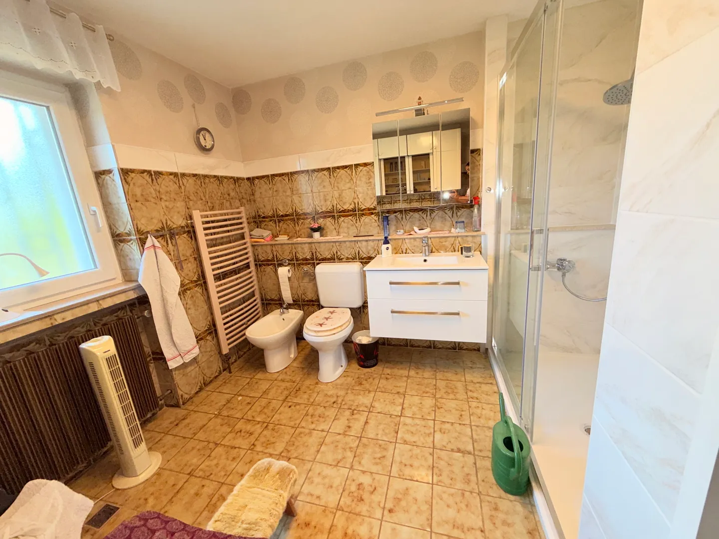 kloštar ivanić - uređena prizemnica s 3 spavaće sobe, garažom i parcelom od 2.054 m2 - slika 13